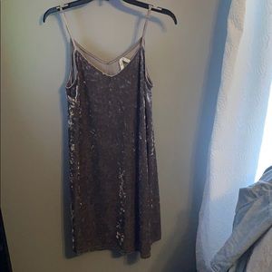Mini grey velvet dress